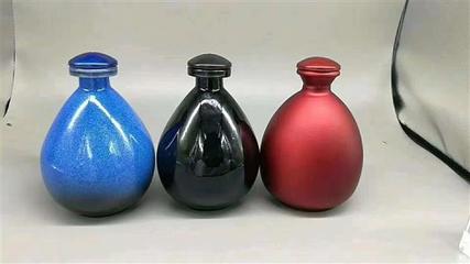 工藝酒瓶 工藝玻璃酒瓶 噴涂酒瓶 精致 美觀 實(shí)用